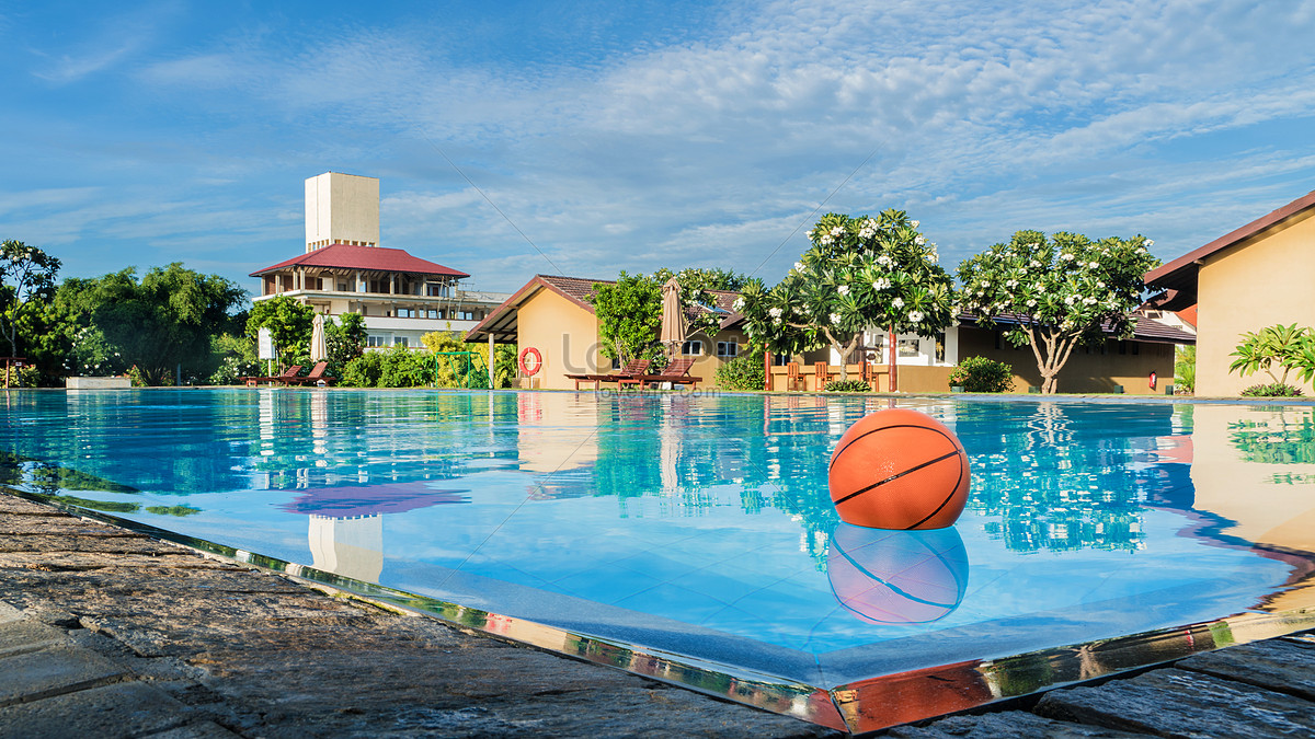 Hotel pool